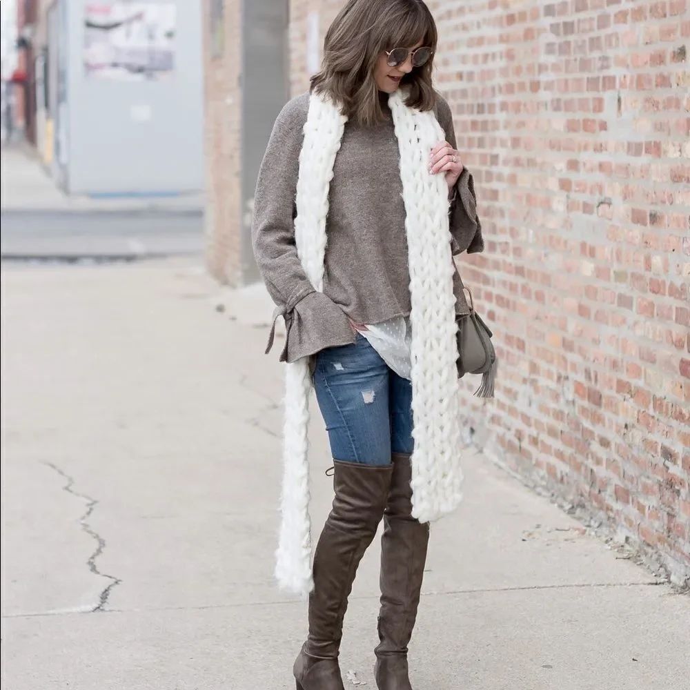 ✨ ZARA TIE SLEEVES SWEATER✨